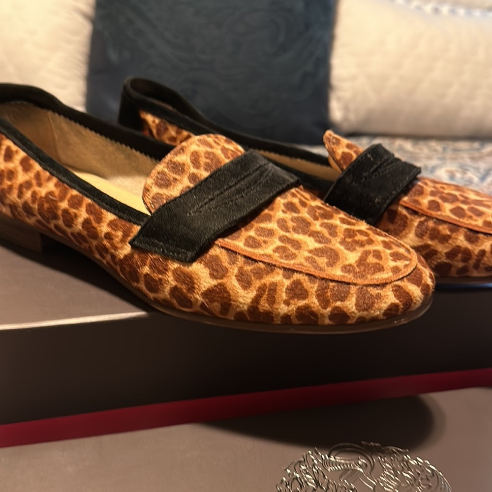 Vince Camuto Elroy in Natural/Black Cheetah Loafers